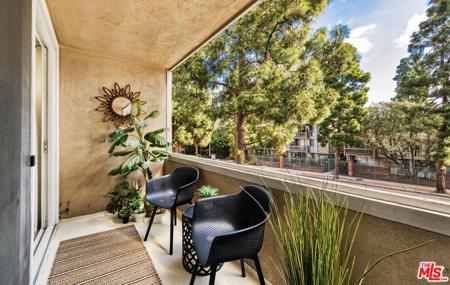 6405 Green Valley Circle
