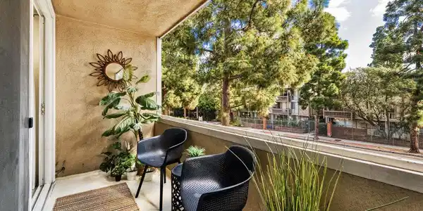 6405 Green Valley Circle