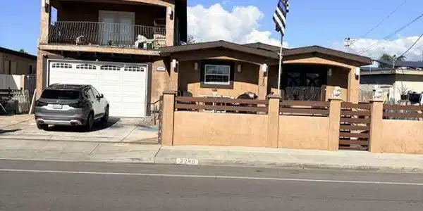 2240 Iris Avenue
