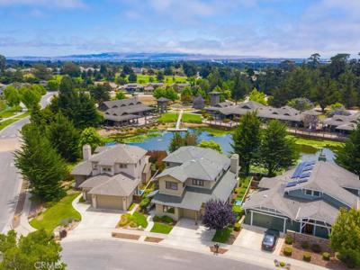 2303 Sanderling Court