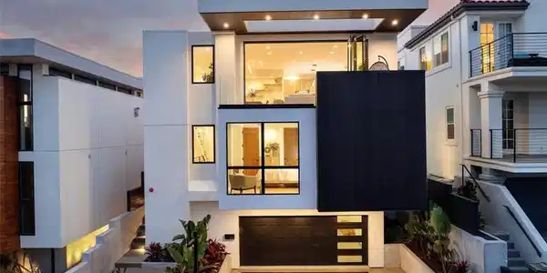 947 7th Street