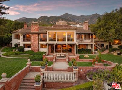1285 E Mountain Drive