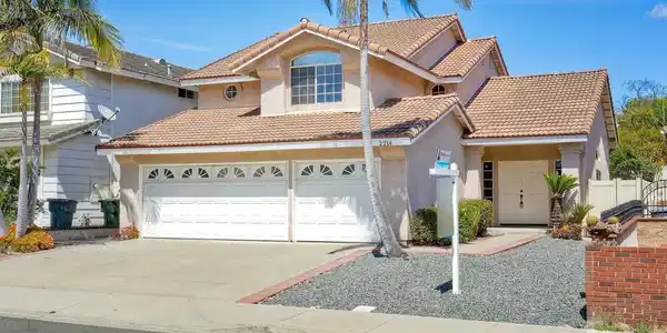 2214 Brookhaven Pass