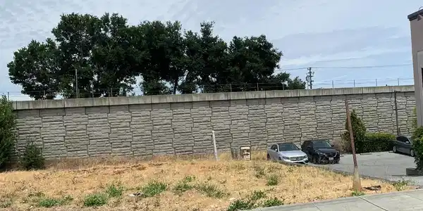 1477 El Camino Real