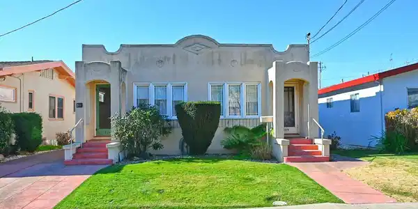 209 209 Arroyo Ave