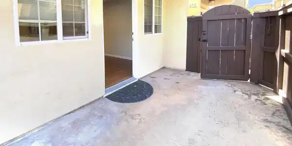5252 Balboa Arms Dr