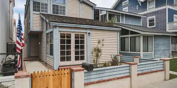 417 8th Street