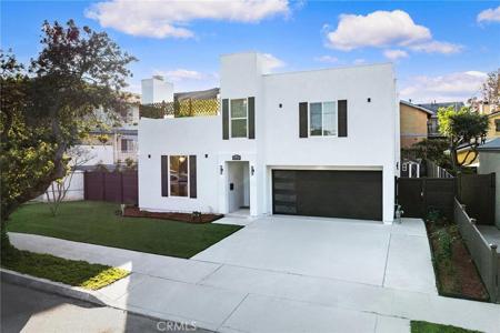 1081 Loma Avenue