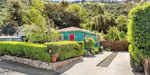 327 Canyon Acres