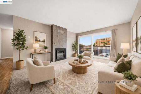 960 Shorepoint Court