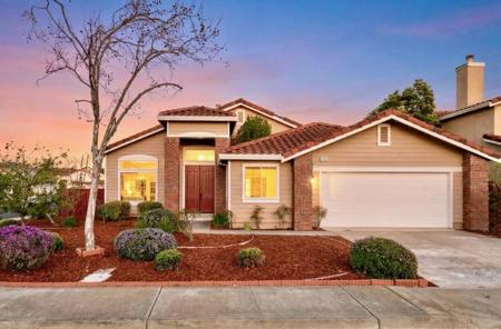 31500 Silvertide Drive