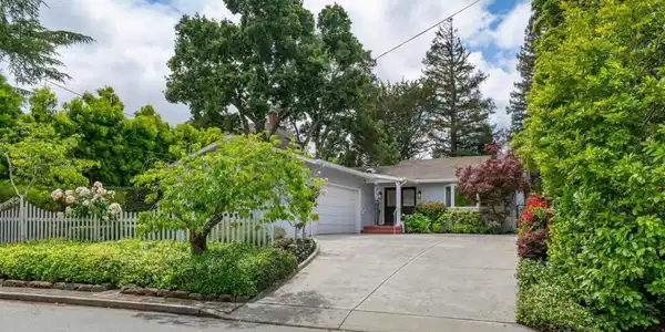 165 Pepper Avenue