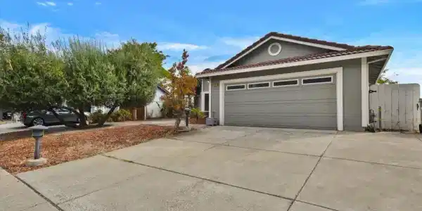 4205 Palomar Dr