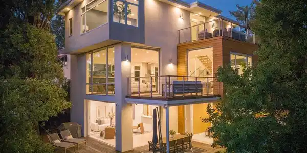 1406 Hawthorne Ter