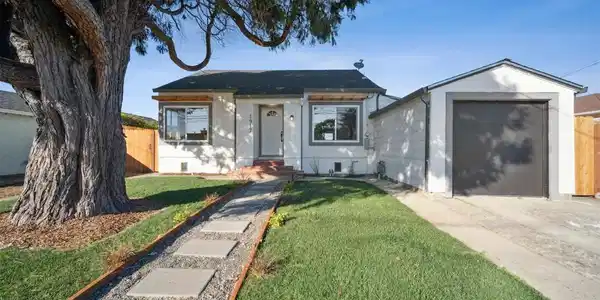 1917 1917 Sanford Ave