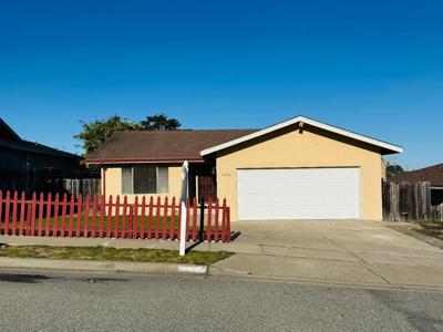 3003 Crescent Street