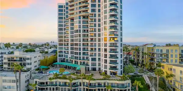 1310 E. Ocean Blvd.