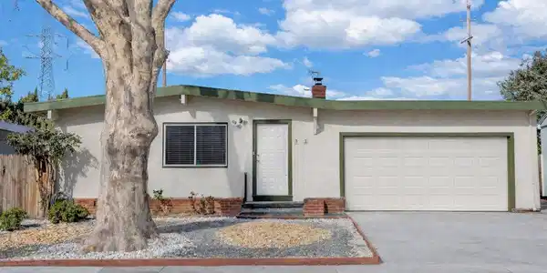 312 312 Cottonwood Dr