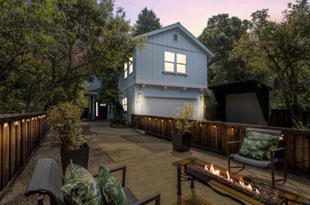 840 Seacliff Drive