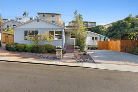 2303 Poinsettia Dr