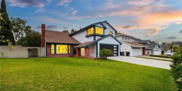 25501 Goldenspring Drive