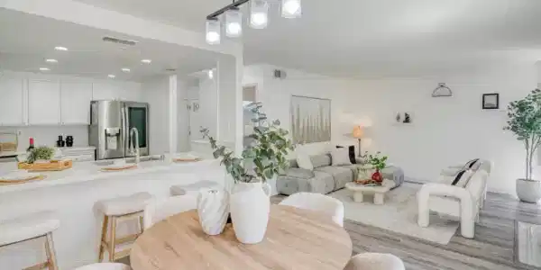 340 N Wildwood