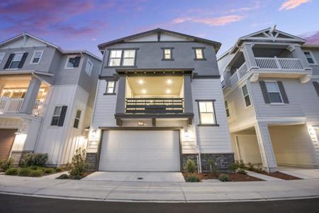 9415 Hidden Harbor Way