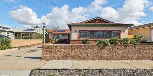 2821 Mimika Pl