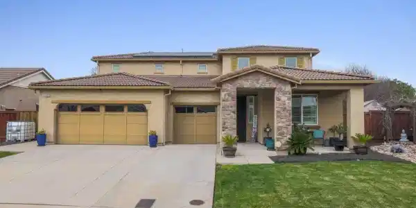 1085 Coriander Dr
