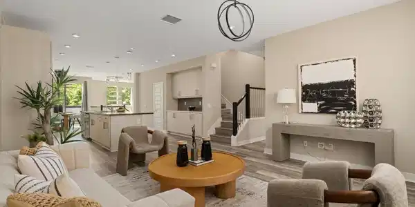 2804 AVELLA CIRCLE