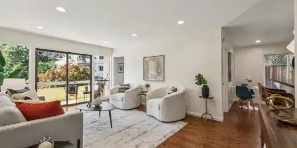 651 Oakland Ave