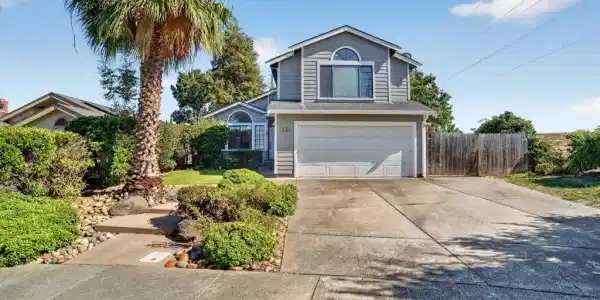 2717 Lobelia Ct