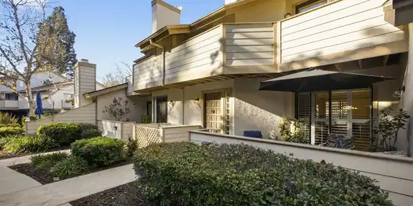 4595 Chateau Drive