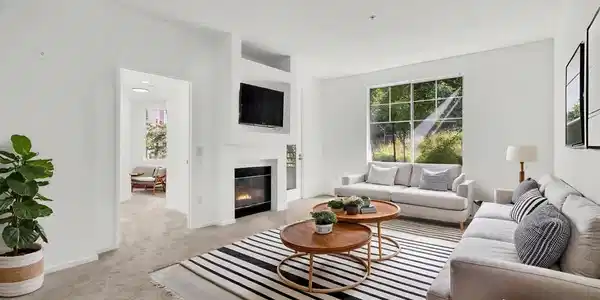 220 Caldecott