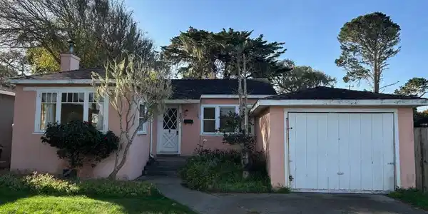 805 Sinex Avenue