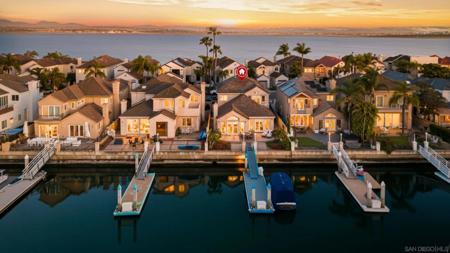 52 Spinnaker Way