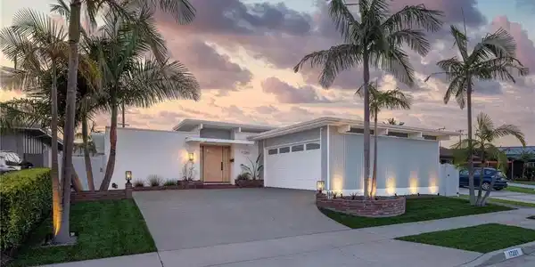17391 Alta Vista Circle