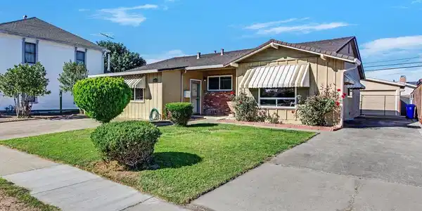 4555 Stevenson Blvd