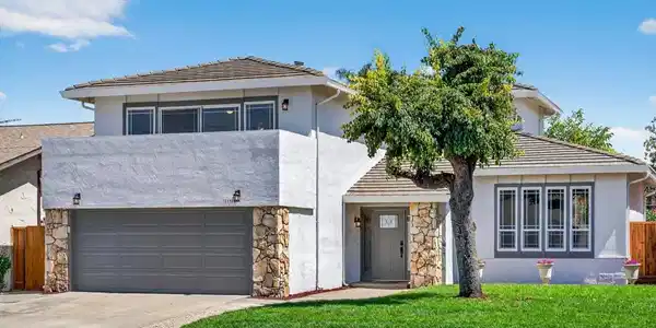 1690 Coraltree Place