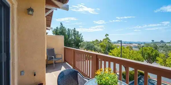 579 Camino Mercado