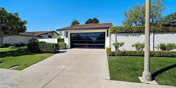 37 Beachcomber