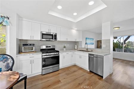 27377 Paseo La Serna