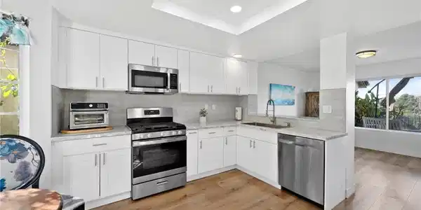 27377 Paseo La Serna