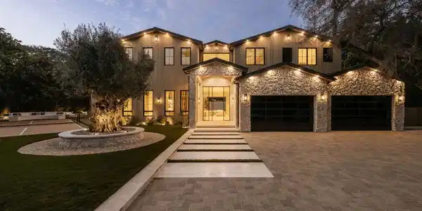 2130 Mandeville Canyon Road