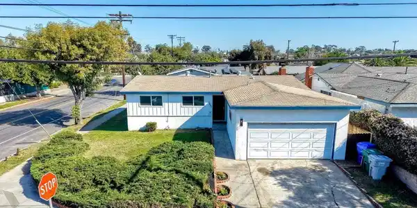 3895 Hatton Street