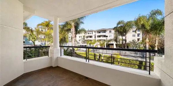 25442 Sea Bluffs