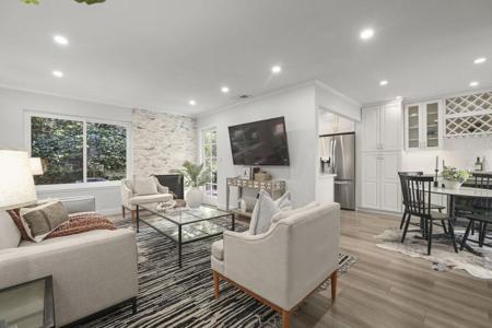 1444 Ashwood Drive