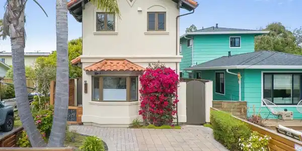 121 Anchorage Avenue