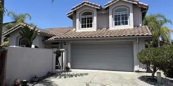 653 Cantara Ln