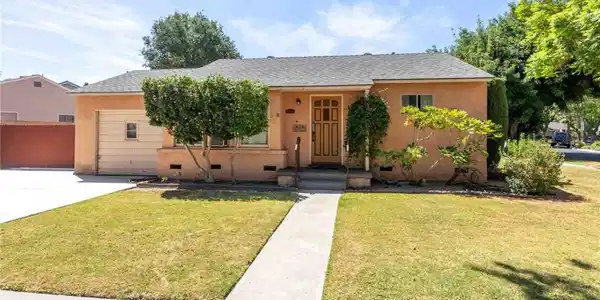 2035 Litchfield Avenue